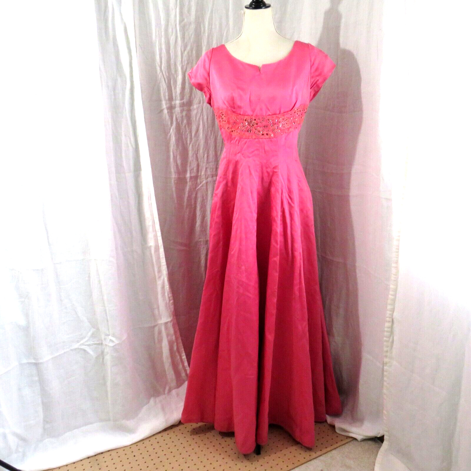Vintage 1950\'s Women\'s Pink Duchess Satin Evening Gown Fit and Flared Medium