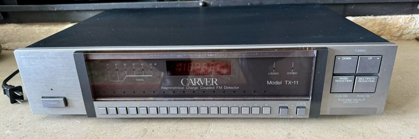 Mint Carver Asymmetrical Charge Coupled FM Detector Tuner Model TX-11