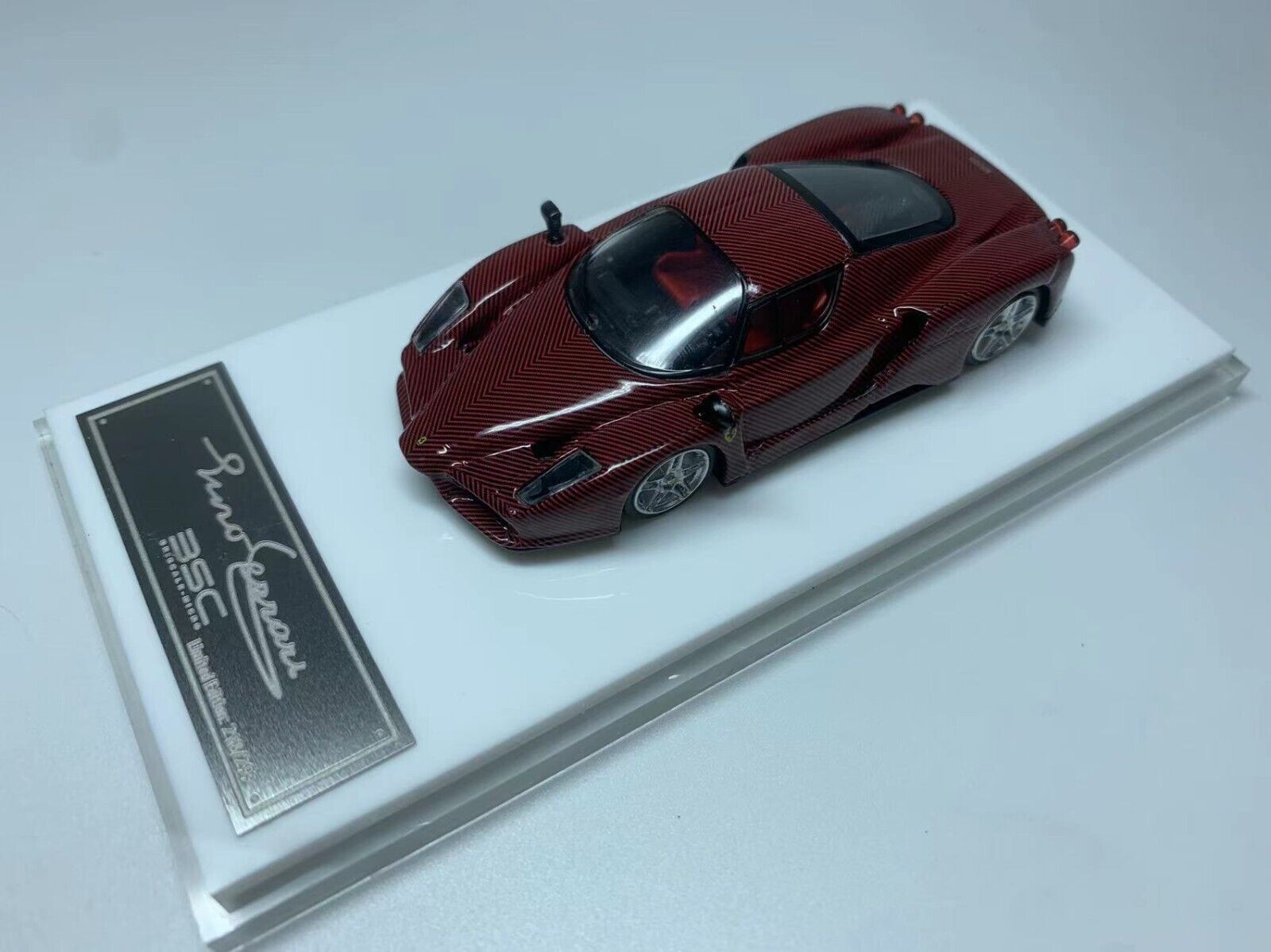 BSC 1/64 Scale Ferrari Enzo Diecast Model Car--RED FULL CARBON-Acrylic Platform