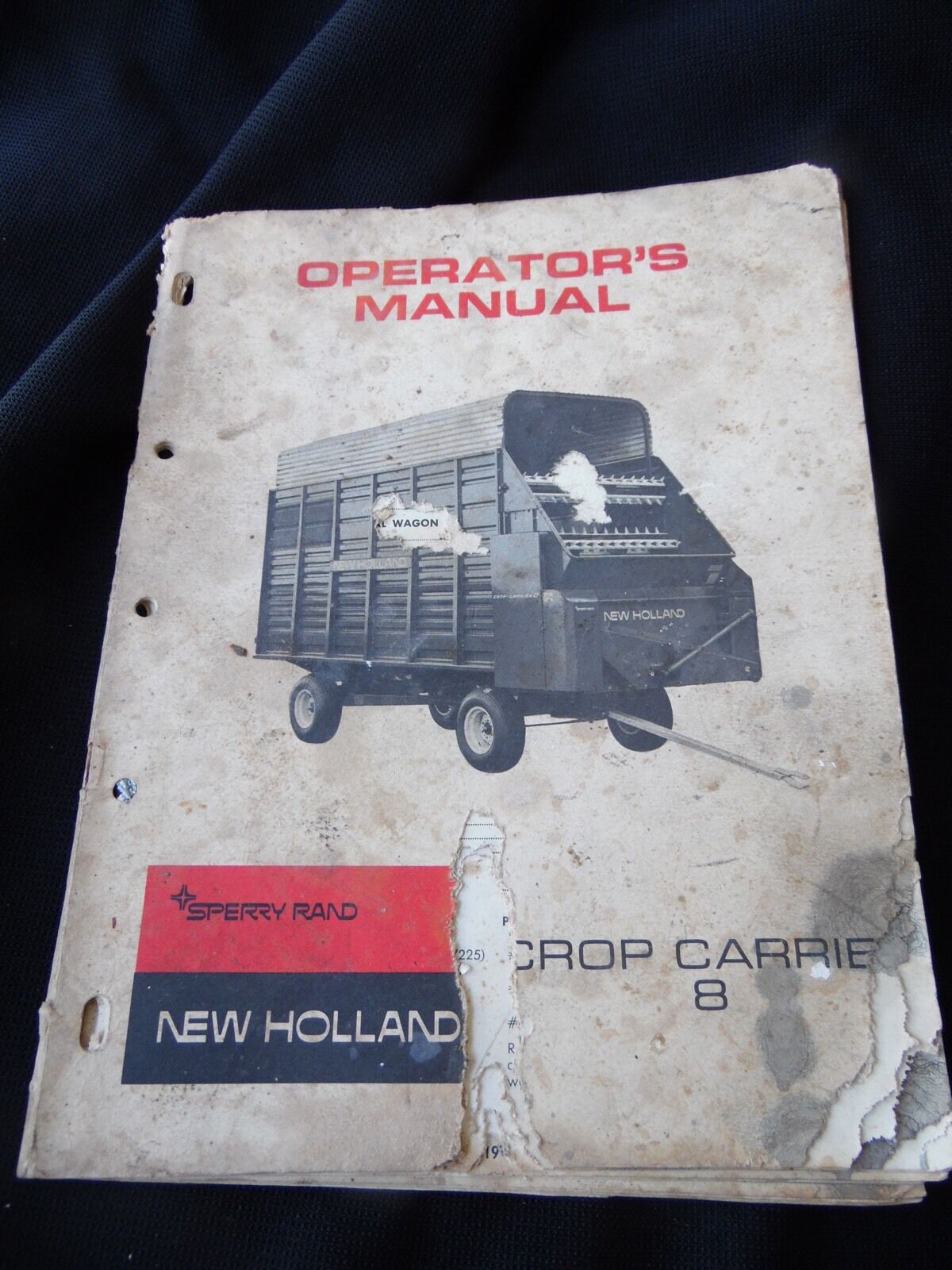 VINTAGE 1970 SPERRY RAND NEW HOLLAND CROP CARRIE 8 OPERATOR\'S MANUAL