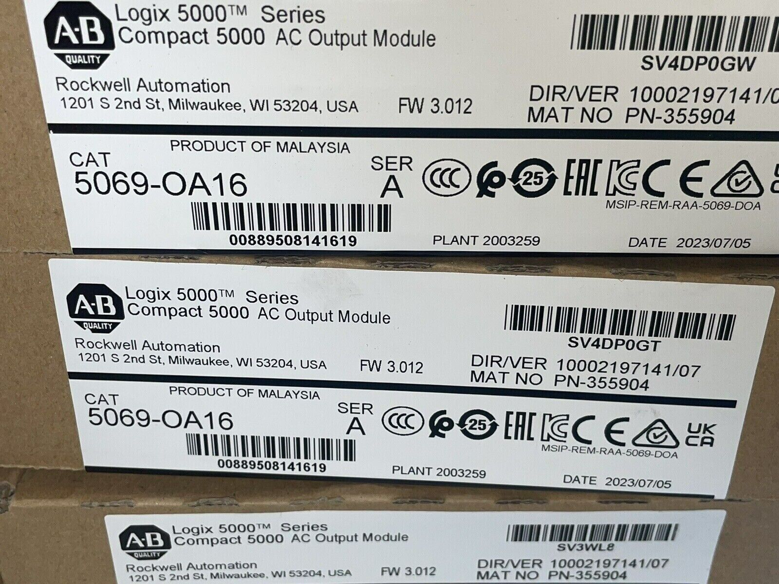New Factory Sealed AB 5069-OA16 SER A Compact 5000 AC Output Module 5069OA16