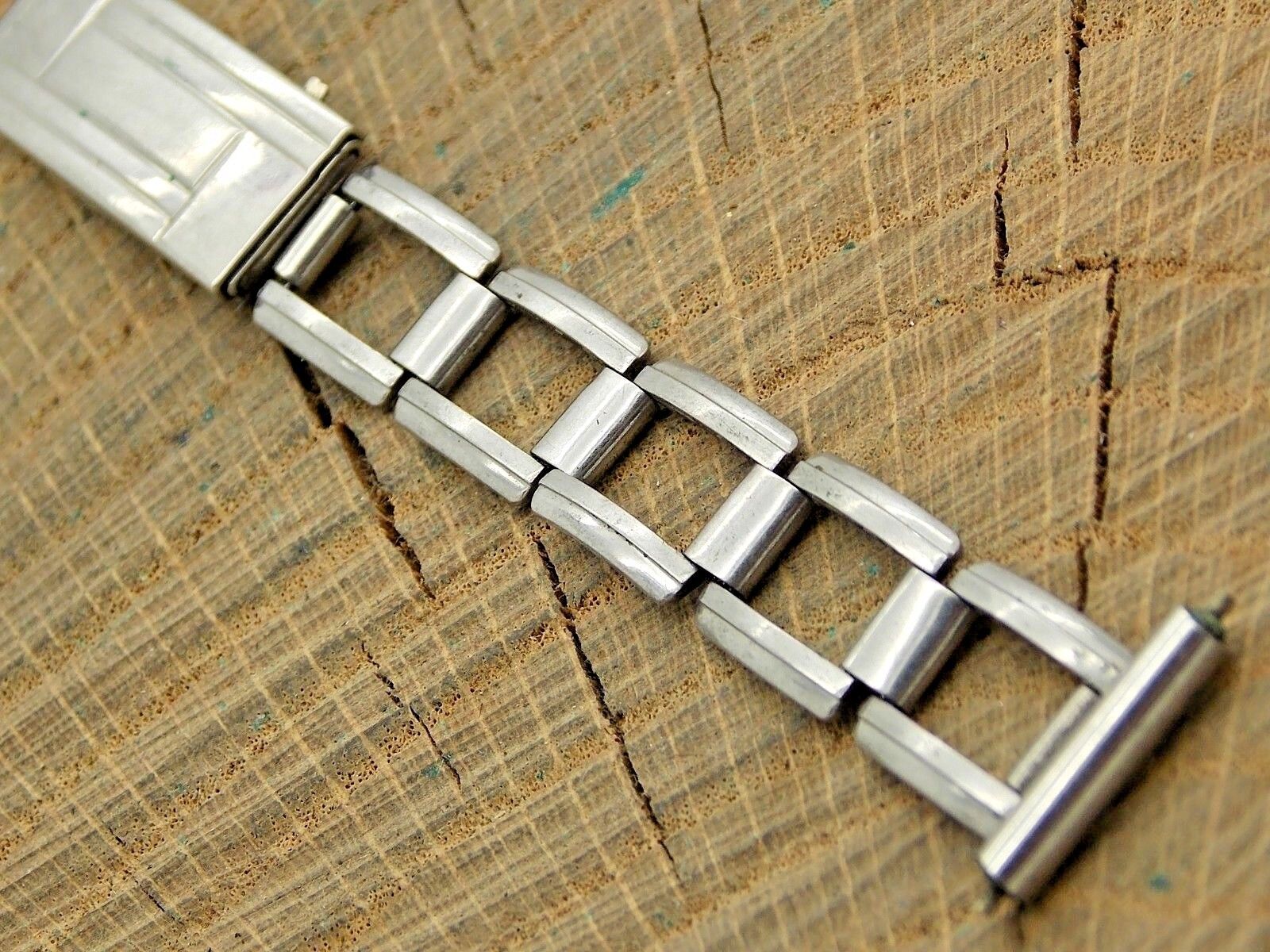 Vintage Everwear Stainless Watch Band Ratchet Deployment 14mm Ladies Pre-Owned