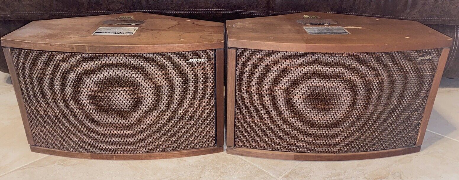 Vintage Bose 901 Series IV Direct /Reflecting Speakers 