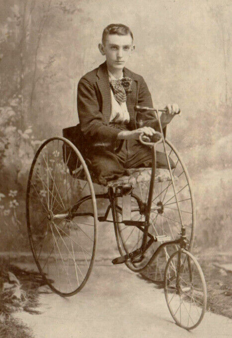 Rare 1890s AMPUTATED LEGS CYCLIST Antique CABINET PHOTO Circus Freak on BICYCLE