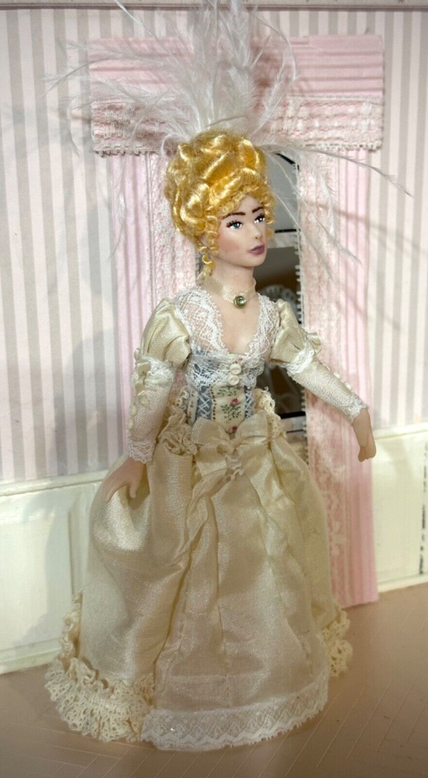 Dollhouse Miniature Artisan made 1:12 Victorian Doll