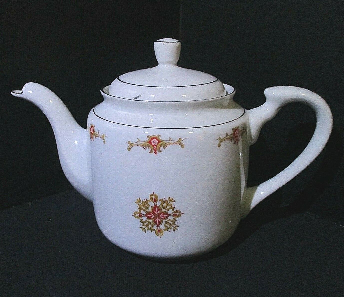 Vintage Golden China Tea Pot Chin Yi Ho Ceramics CYH Red Yellow Teapot Gold Trim