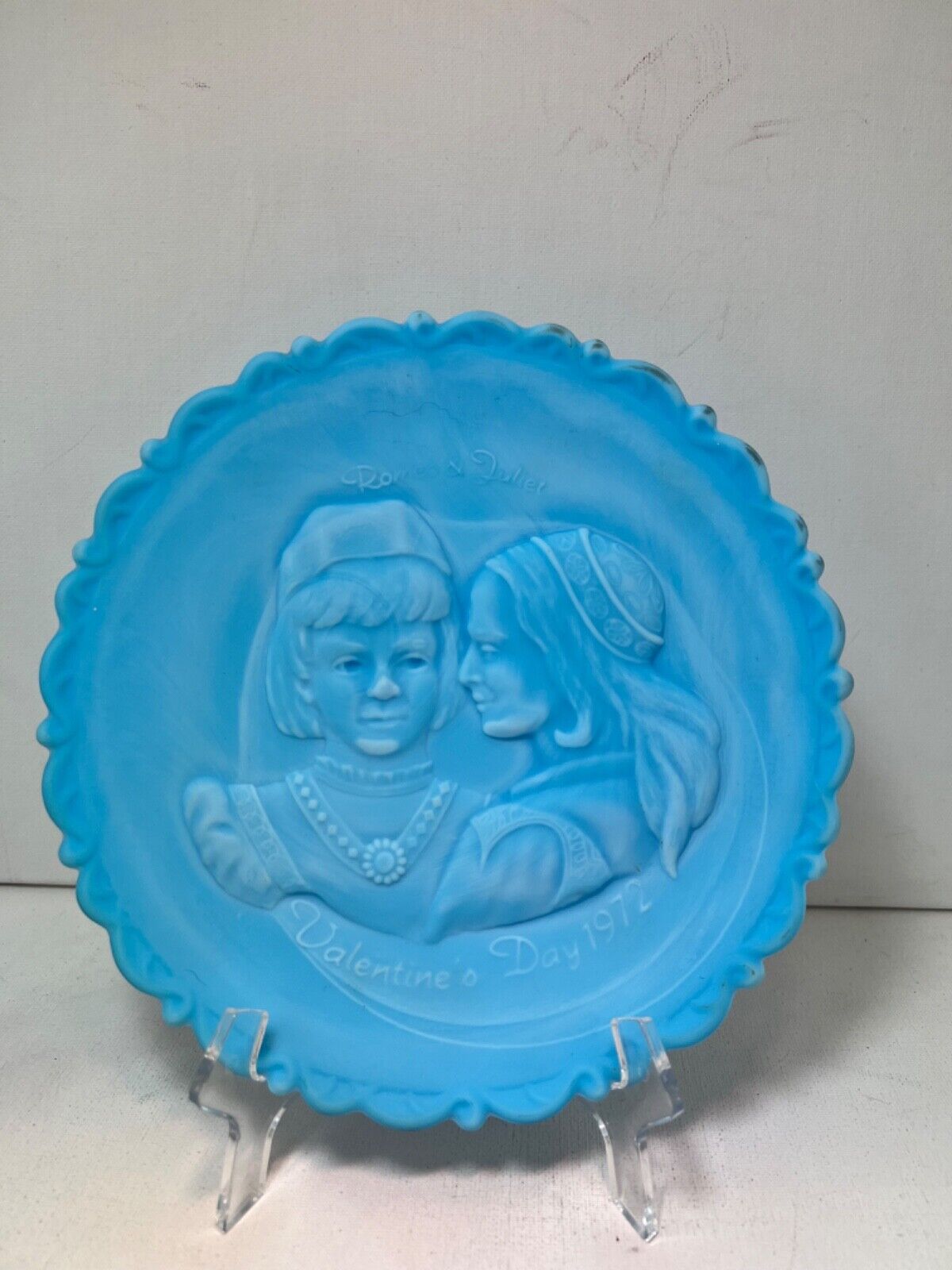 1972 Fenton Blue Marble Milk Glass Plate - \'Romeo & Juliet\' Valentine\'s Edition