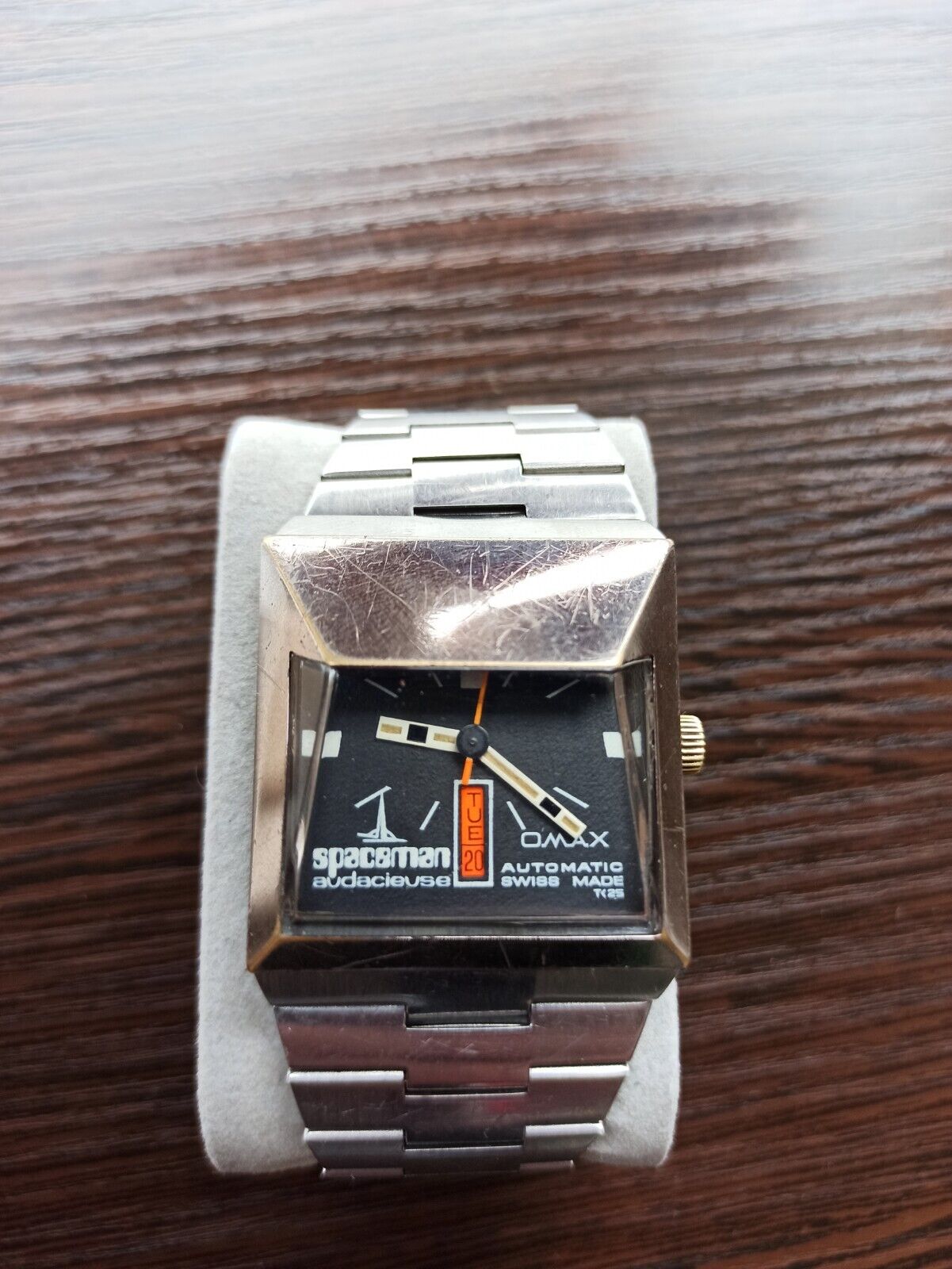 OMAX SPACEMAN AUDACIEUSE automatic Watch Swiss Made 