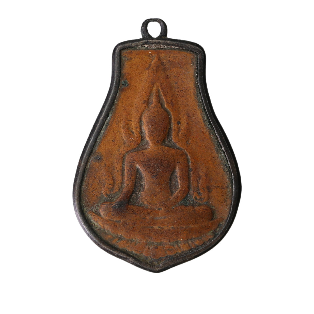 Phra Buddha Chinnarat Indochina, Thai Buddha Amulet During the War Year 1942