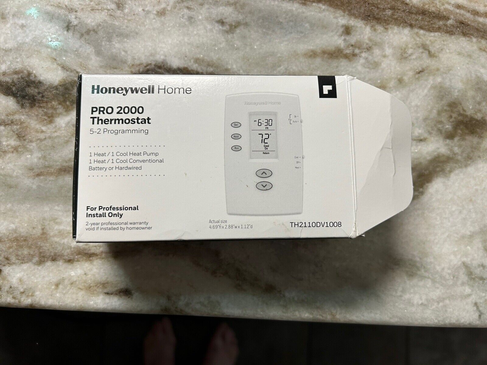 Honeywell TH2110DV1008 PRO 2000 Vertical Programmable Thermostat