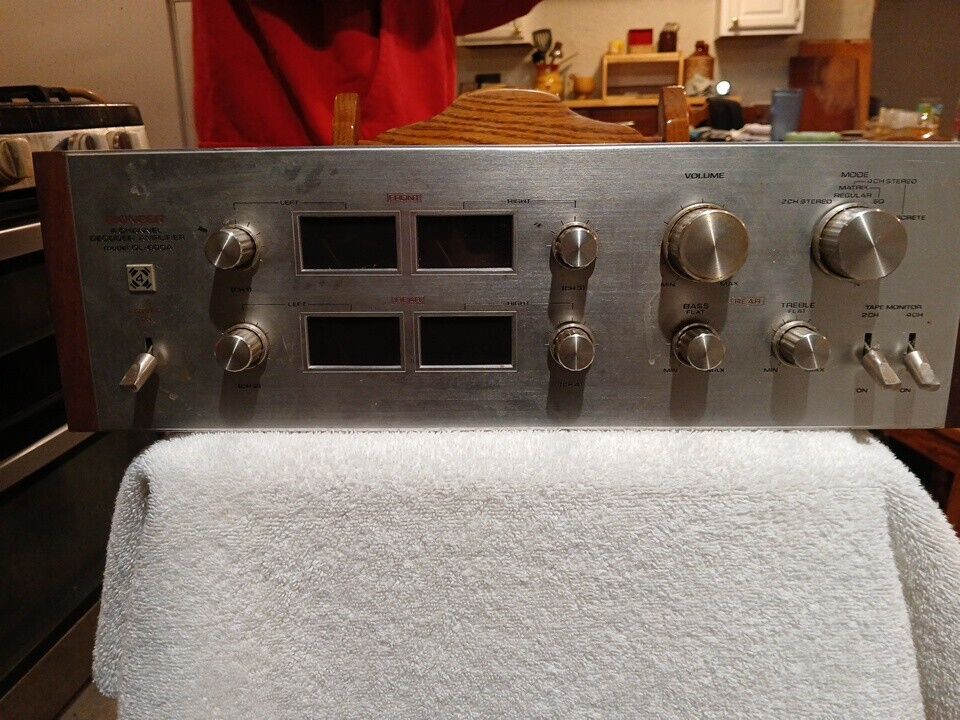 Vintage Pioneer 4-Channel Decoder Amplifier Quadrilizer QL-600A 