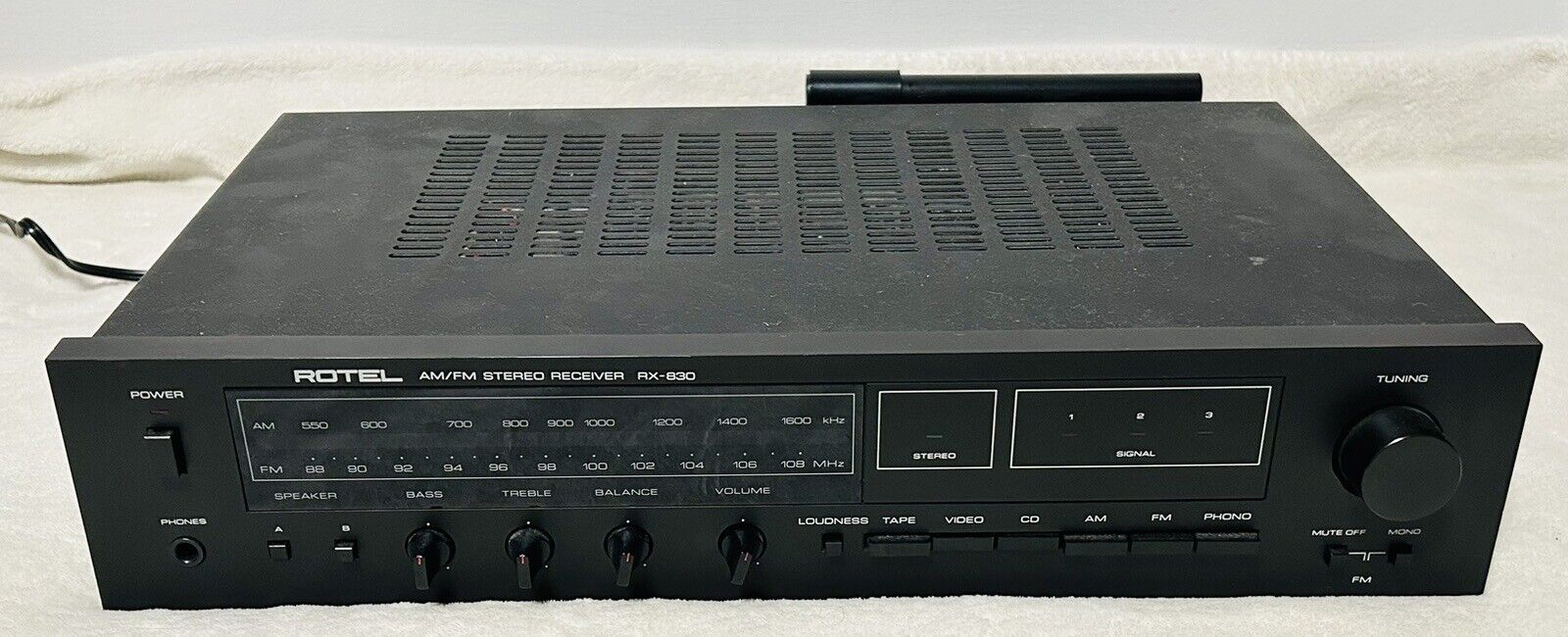 Vintage 84 Rotel RX-830 - Audiophile Quality Solid State AM FM Stereo Receiver