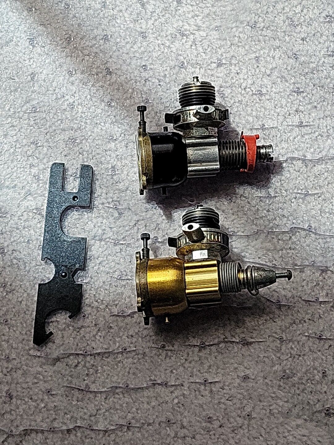 Cox Golden Bee And QRC Nitro Airplane Engines