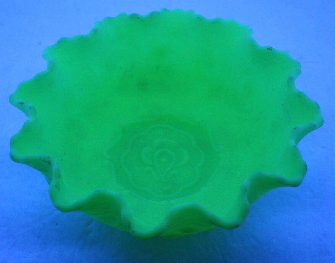 Vintage Fenton Vaseline Uranium Glass Persian Medallion Ruffled Footed Bowl