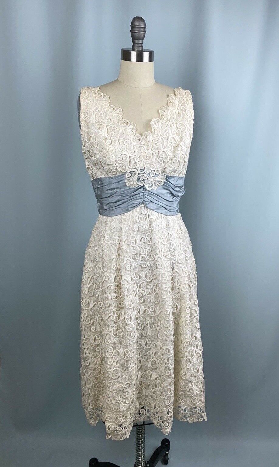 Vintage dress JUNIOR SIZE 9 White Lace 1950\'s 1960\'s Marshall Field Wedding 