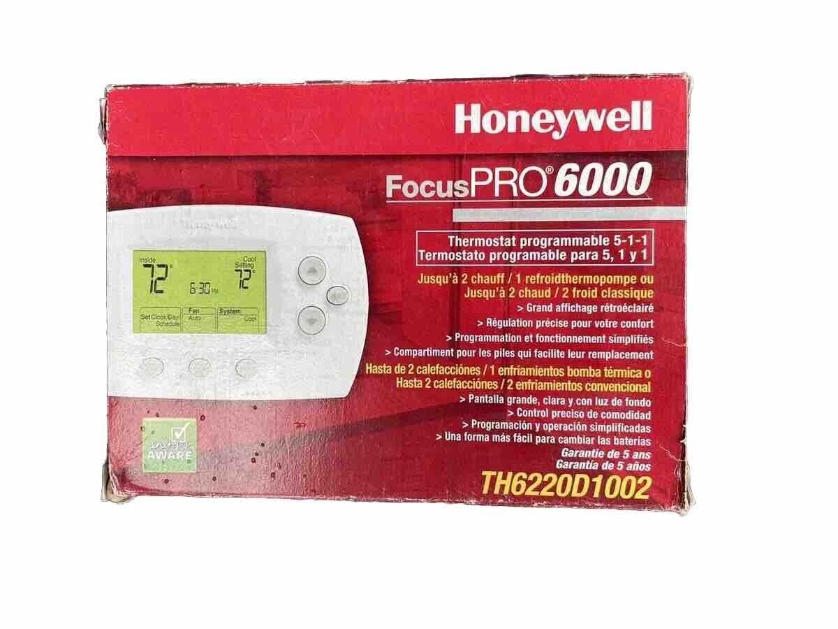 Honeywell FocusPRO 6000 5-1-1/5-2 Day Programmable Thermostat (TH6220D1002)