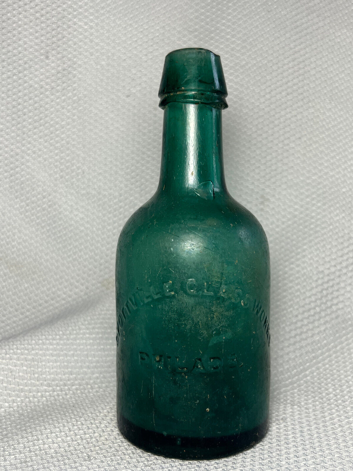 Late 1800\'s Dyottville Glass Works Philadelphia Green Glass Stout Beer Bottle 