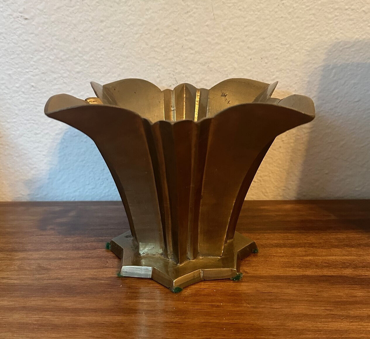 Vintage Brass Art Deco Fluted Planter Pot, 5\