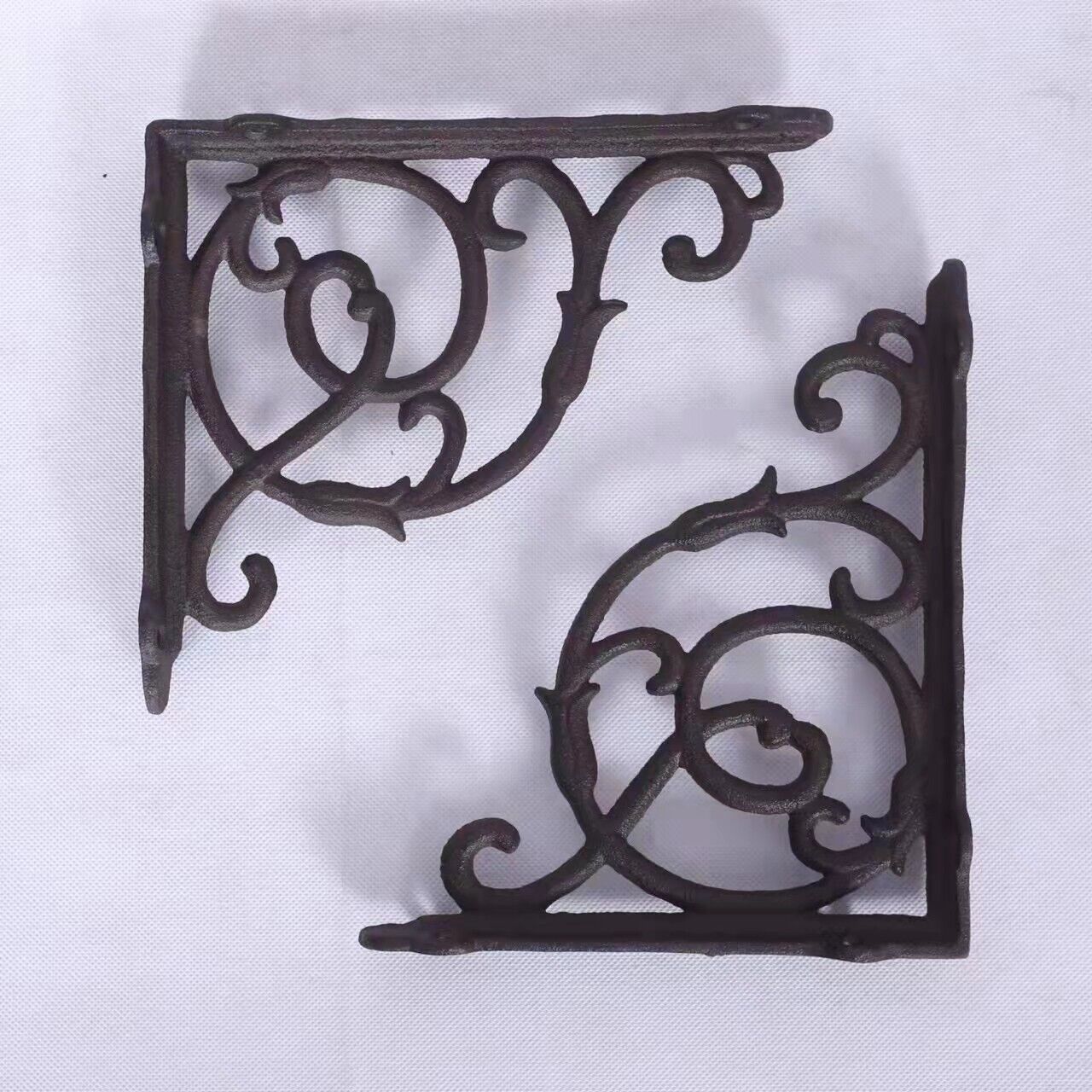 Heavy duty antique cast iron shelf brackets
