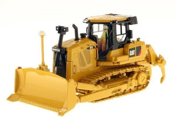Cat D7E Track Type Tractor Electric Drive 1:50 Scale Diecast Masters 85224C