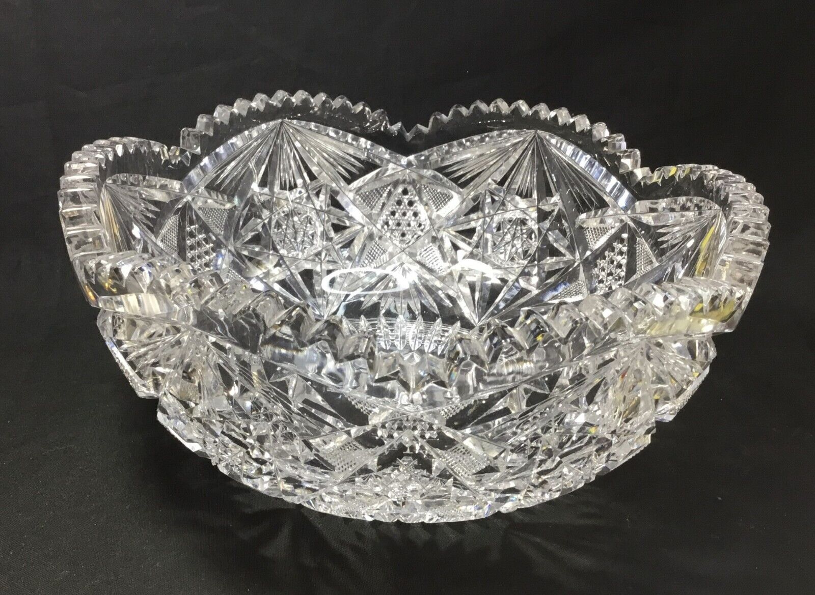 Antique, American Brilliant cut crystal serving bowl 8\