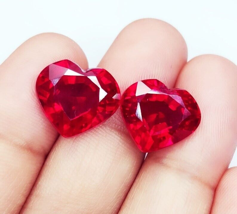 Top Quality Natural Heart Shape 18-20 Ct+ Red Ruby Burmese Pair Loose Gemstone