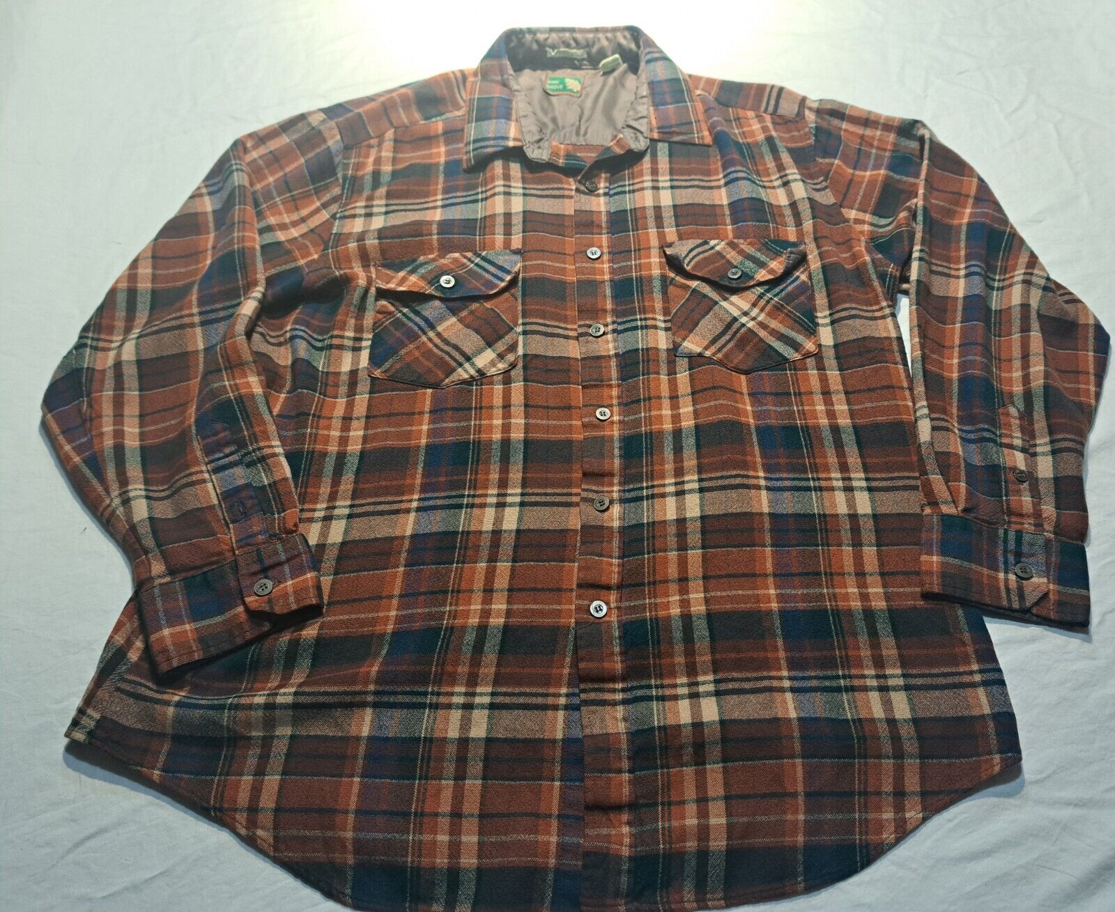Vintage Pine Grove Men\'s Size Large Long Sleeve Button Front Shirt Flannel Plaid