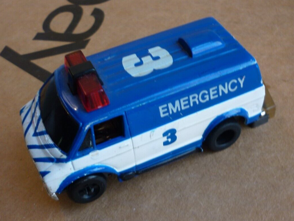 Vintage 1991 Tyco Slotless Jam Car Total Control Racing Emergency Van #3 Blue