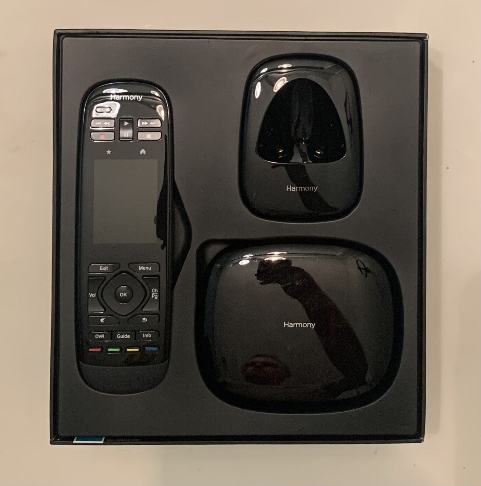 VERY NICE Logitech Harmony Ultimate Home Remote Control System, 915-000264
