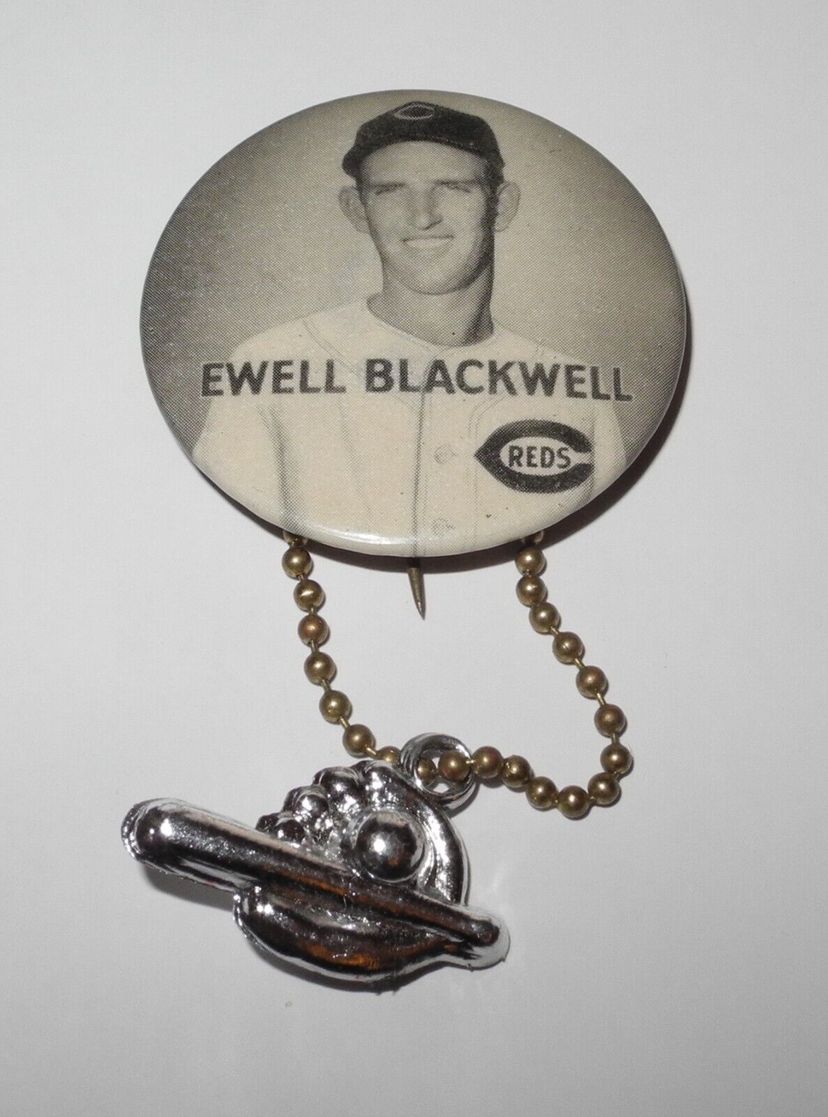 RARE 1950\'s Baseball Ewell Blackwell Cincinnati Reds Stadium Souvenir Pin Button