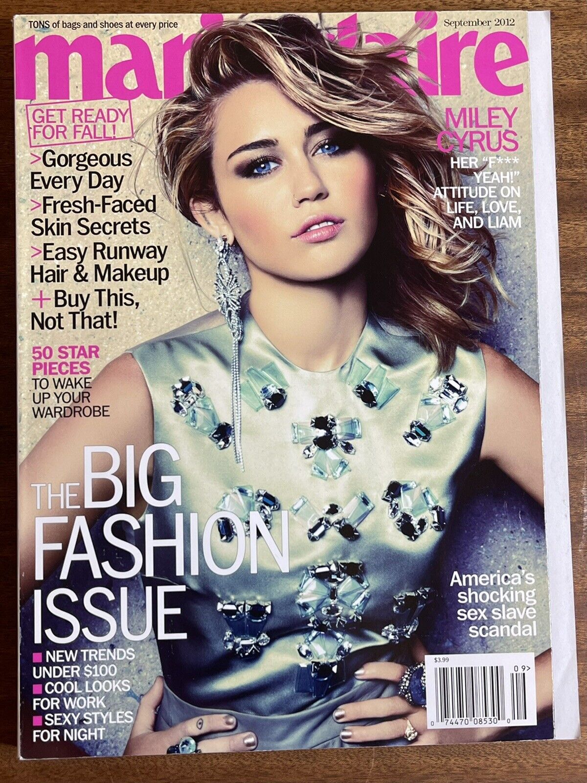 MILEY CYRUS * THE BIG FASHION ISSUE September 2012 MARIE CLAIRE MAGAZINE