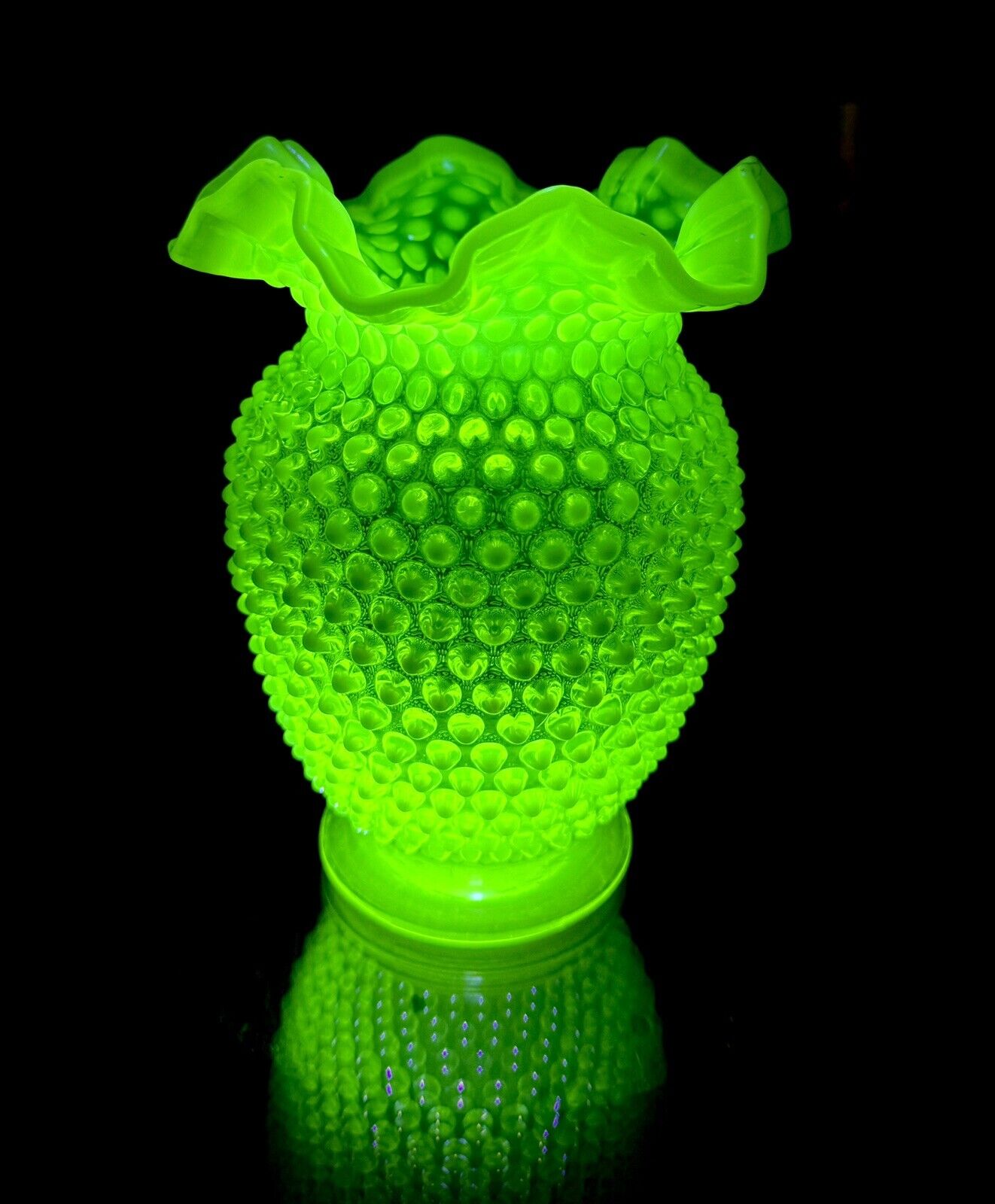 Fenton Glass Hobnail Ruffle Top Vase Rare, URANIUM glows Vintage Vtg