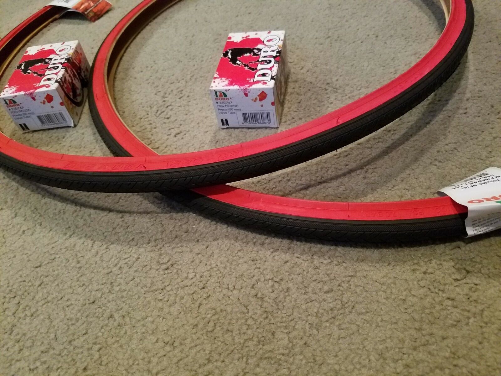 TWO(2) DURO 700X25 C BICYCLE TIRES FIXIE TRACK URBAN BLACK N REDWALL & 2 TUBES 