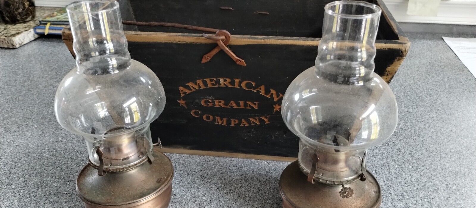 Vntg American Grain Co. Woode/with Lamps _Bucket Wrought Iron Antique Primitive