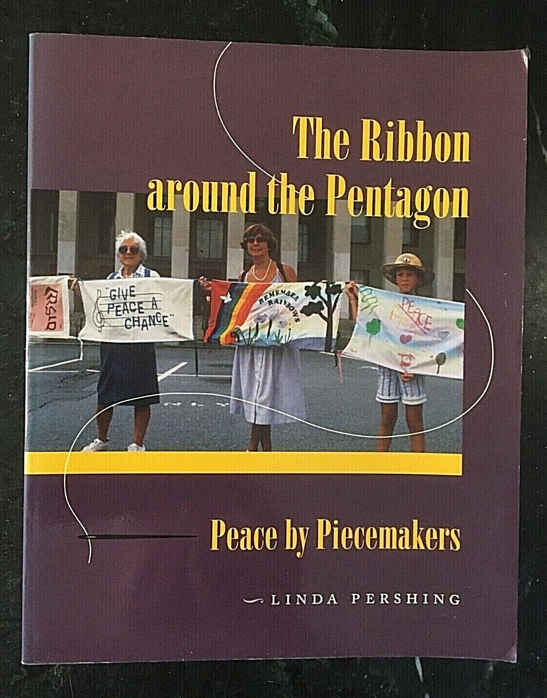  American Folklore Society Series .: The Ribbon Around the Pentagon 1996 PB