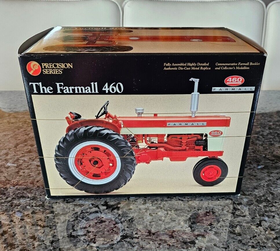 RARE ERTL Precision Series 1958 THE FARMALL 460 Tractor 1:16 Diecast Case IH NEW
