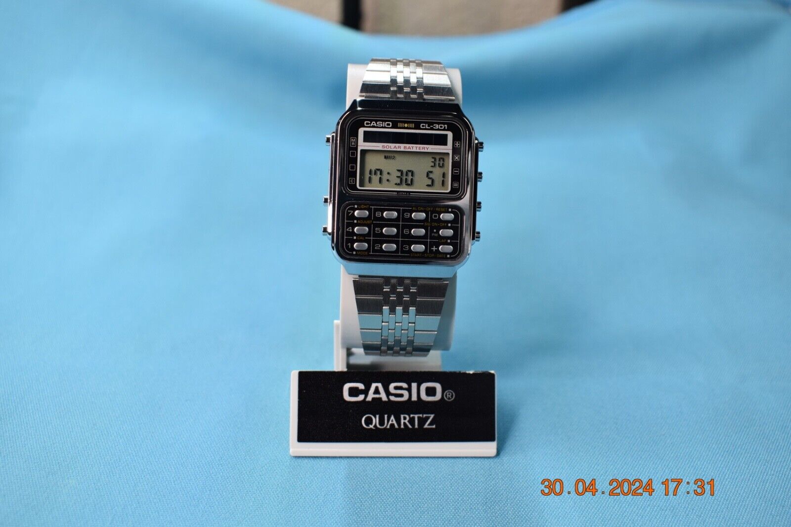 Vintage Casio CL-301 Calculator Solar Watch Very Rare to Find on this condition