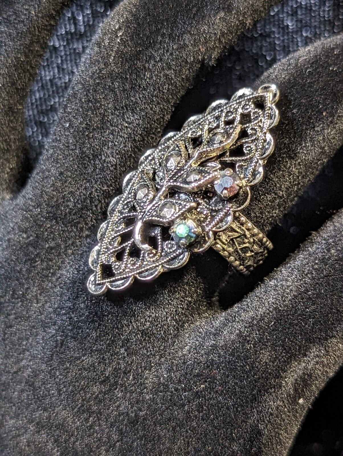 Antique German Filigree Leaf Ring Sterling Silver Ornate Details Gems