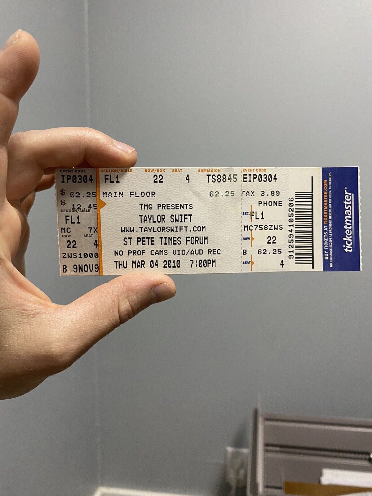 RARE Vintage Taylor Swift Ticket Stub Amalie Arena 2010 Fearless Tour