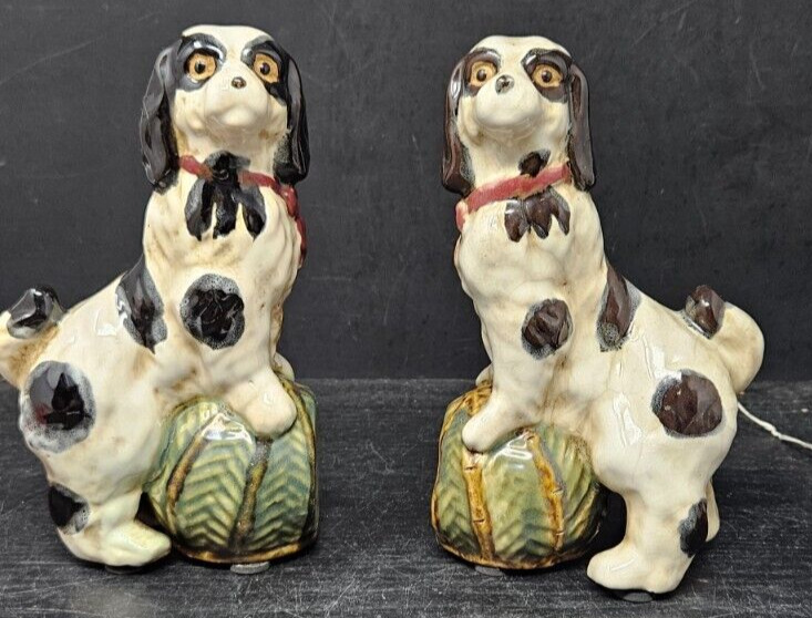 Vintage Majolica Staffordshire Style Spaniel Dog Ceramic Bookends w/Felt Pads