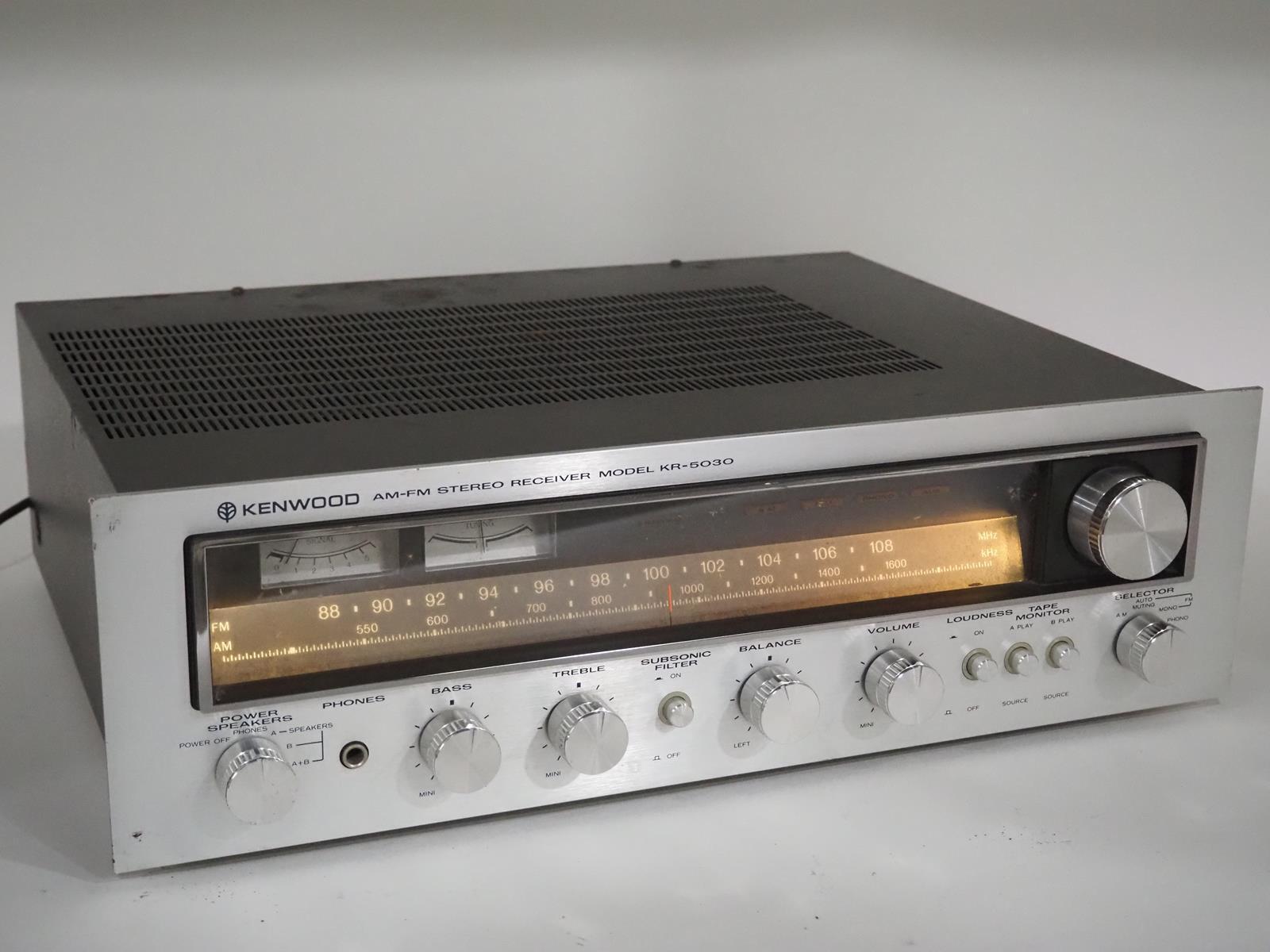 Vintage KENWOOD KR-5030 AM-FM Stereo Receiver *For Parts/Repair* 