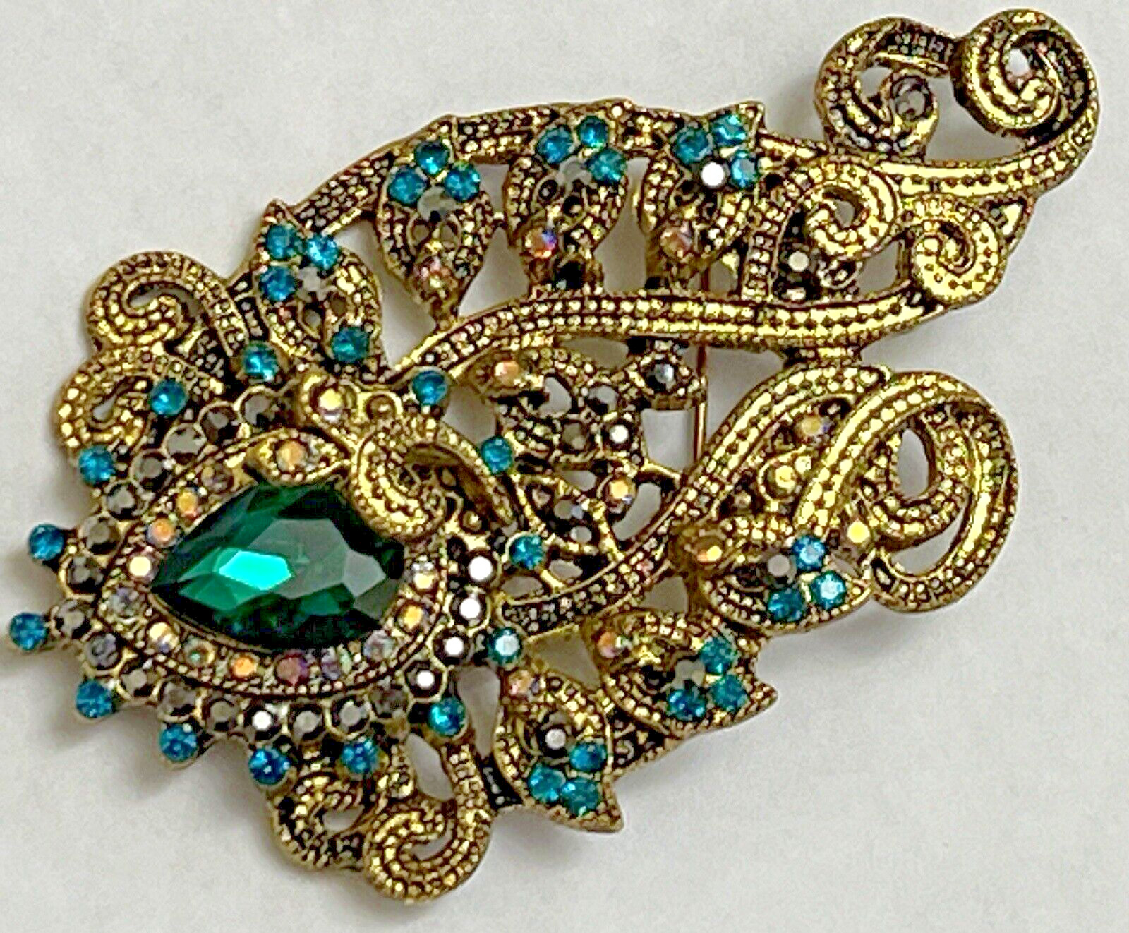 Green Aqua Blue Glass Crystal Rhinestone Brooch Pin Flower Antique Gold Tone AB