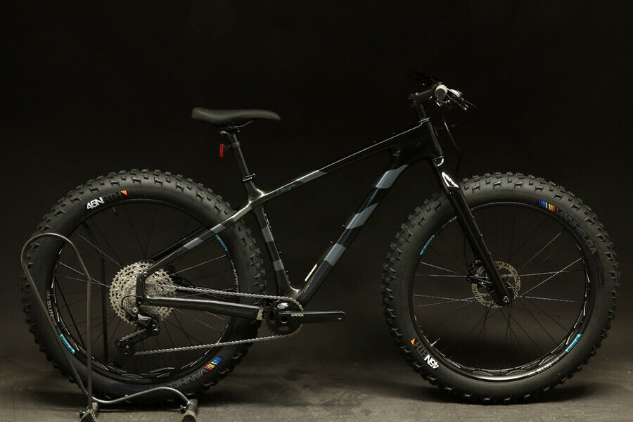 Salsa Beargrease Deore 11 Carbon Fat Tire Bike Medium Black Fade 11s NEW Display