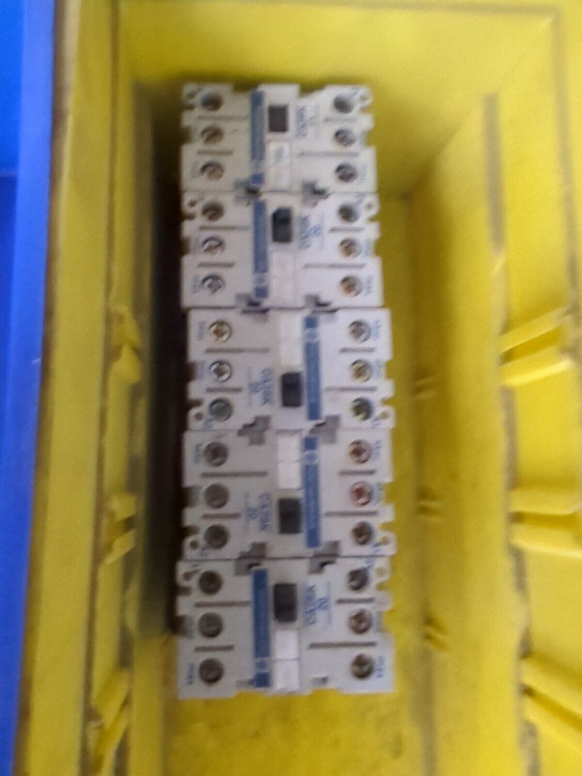 Lot of 5 Telemecanique Contactors, 4x CA2SK20, 1xCA2SK11, 600VAC 10A