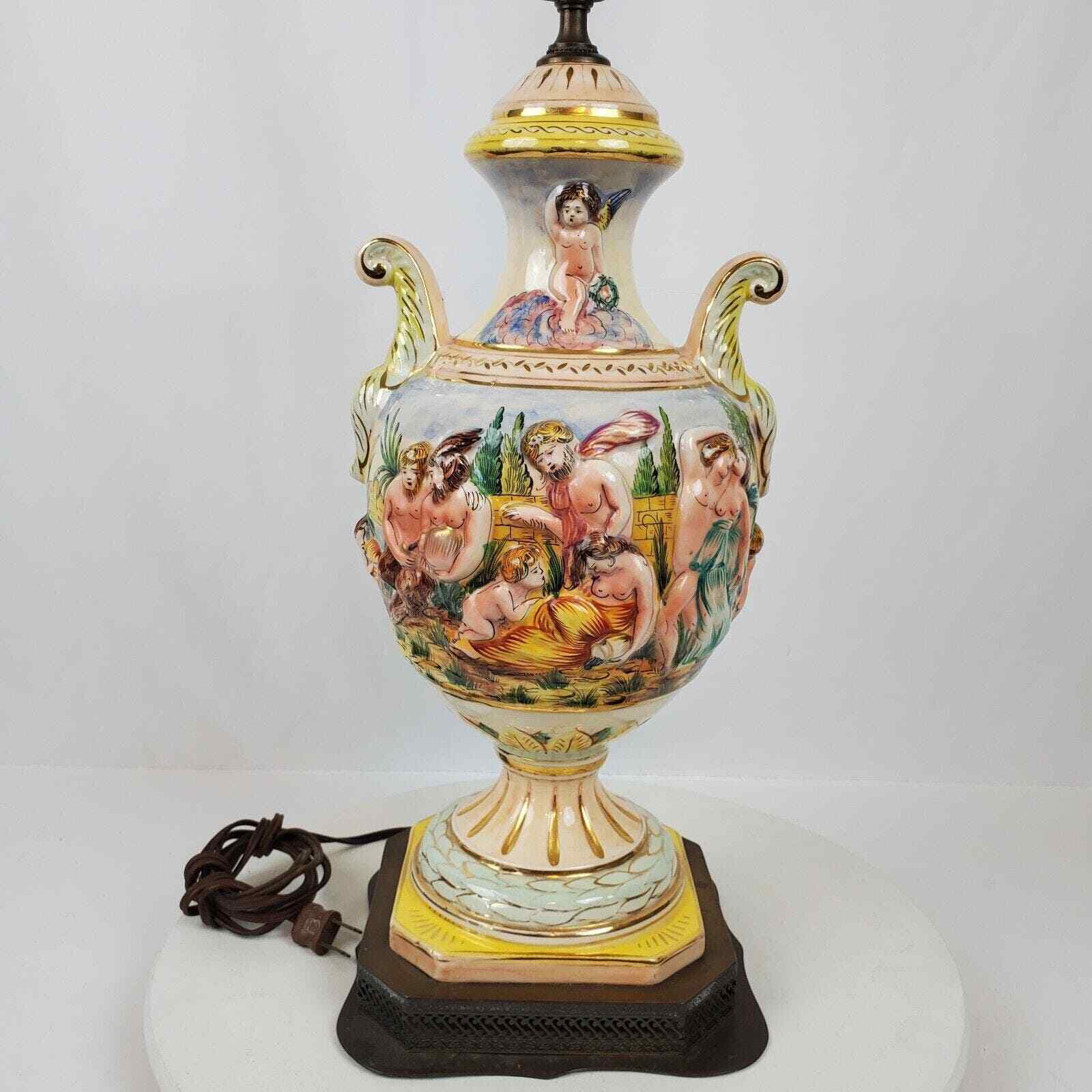 Vintage Capodimonte Ceramic Lamp ART Italy 26\