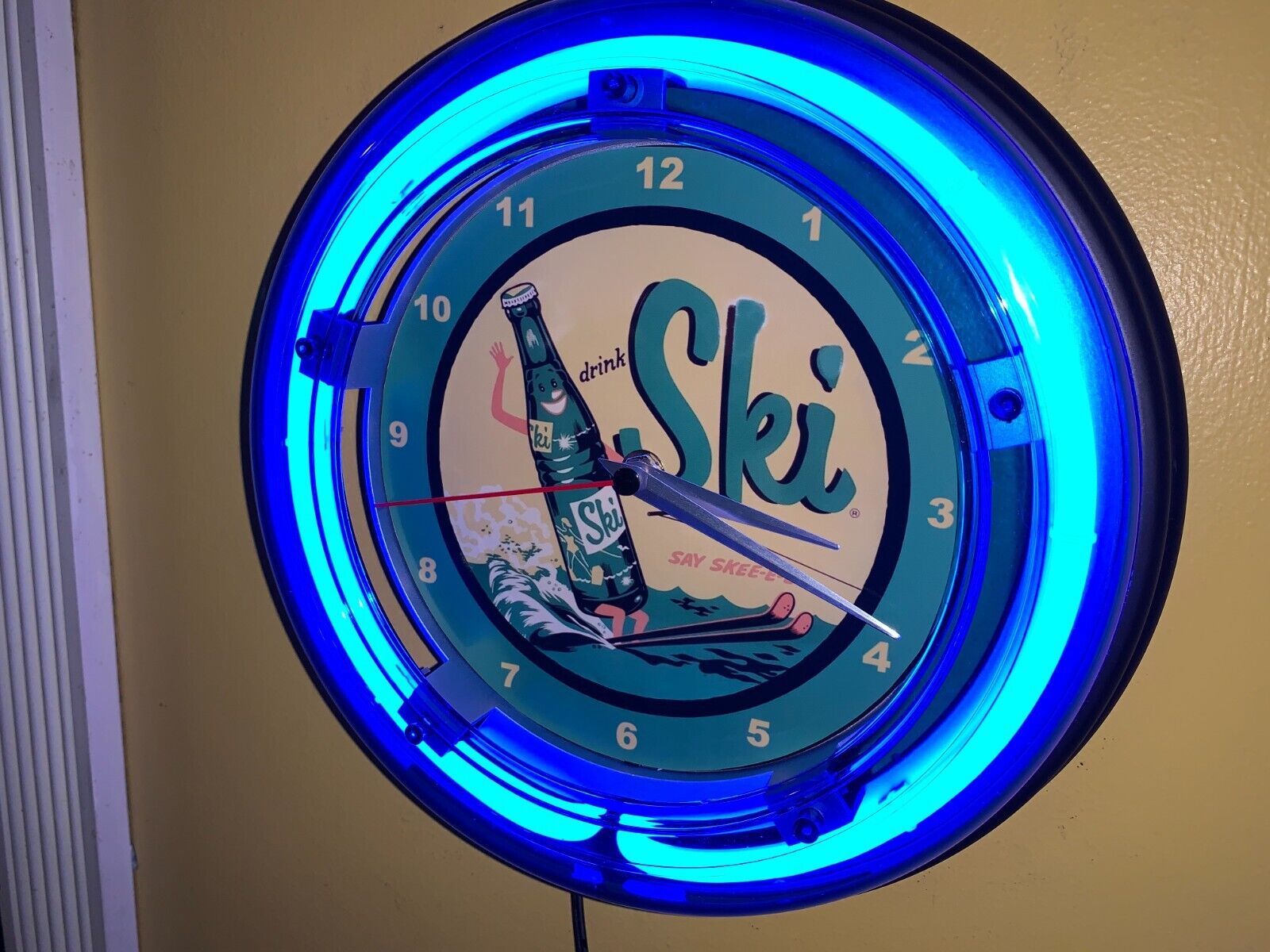 Ski Cola OldLogo Soda Fountain Diner Bar Neon Wall Clock Advertising Sign