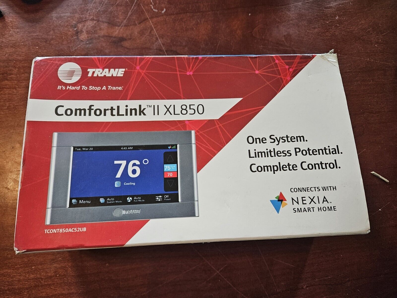 Trane Comfortlink II XL850 Silver Color Touchscreen Programmable NEW