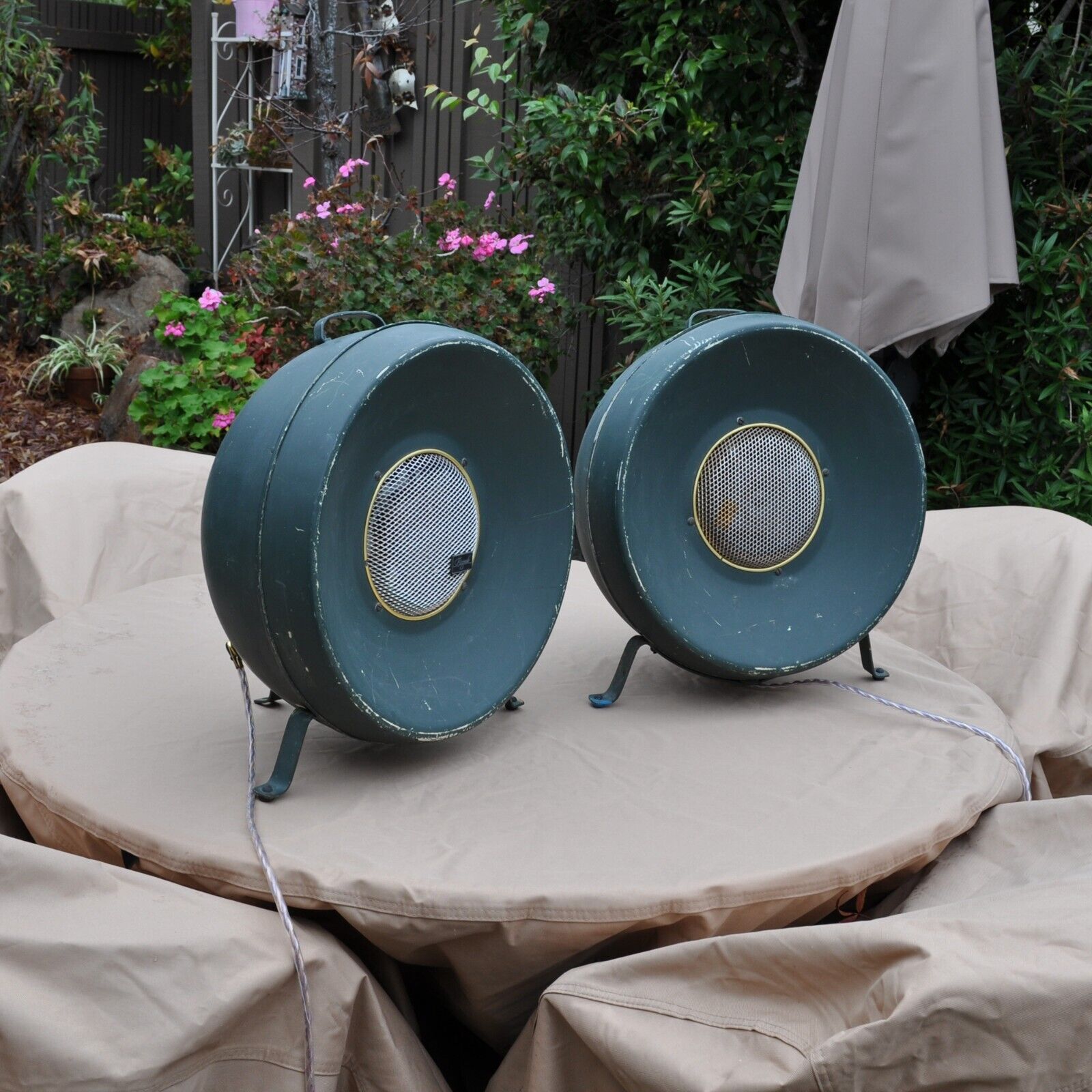Pair Of Vintage Bozak B-800Bc Outdoor Speakers Tested - Great Sound