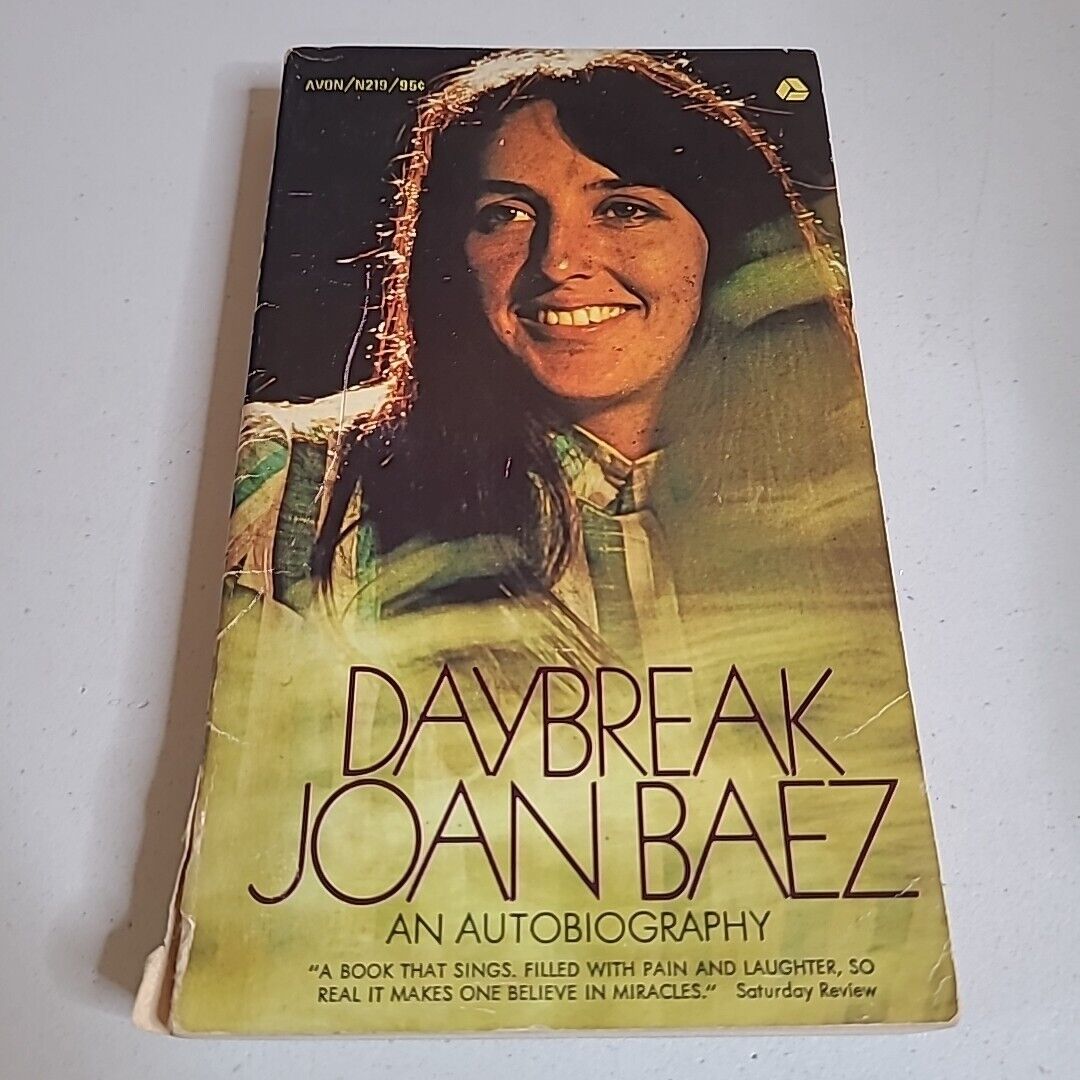 DAYBREAK Joan Baez Autobiography 1969 Paperback  4th Printing 60\'s Folk Music