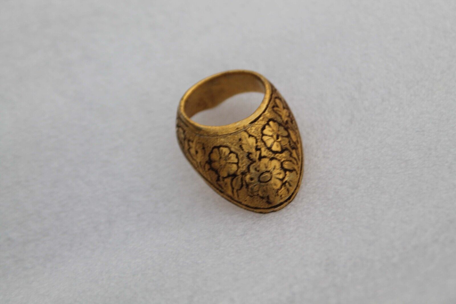 old Mughal Islamic ottoman gold damascened archery\'s thumb ring no bow shooting